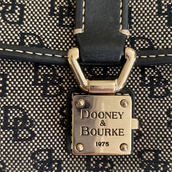 Vintage Monogrammed Dooney & Bourke Wristlet - Picture 4 of 10